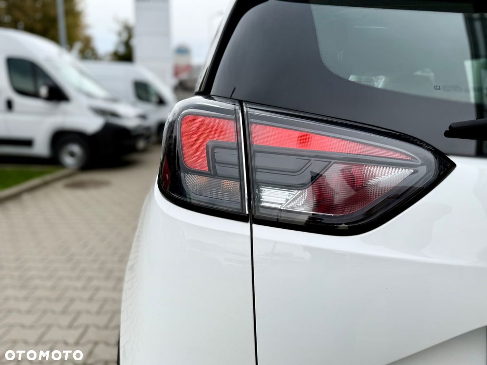 Opel Crossland X - 10