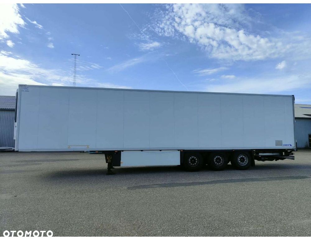 Schmitz Cargobull SKO FP 45 ThermoKing SLXi Spectrum Multitemp with Taillift - 3
