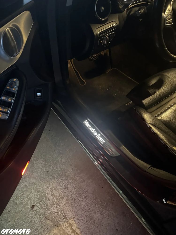 Mercedes-Benz Klasa C 300 7G-TRONIC Avantgarde - 25