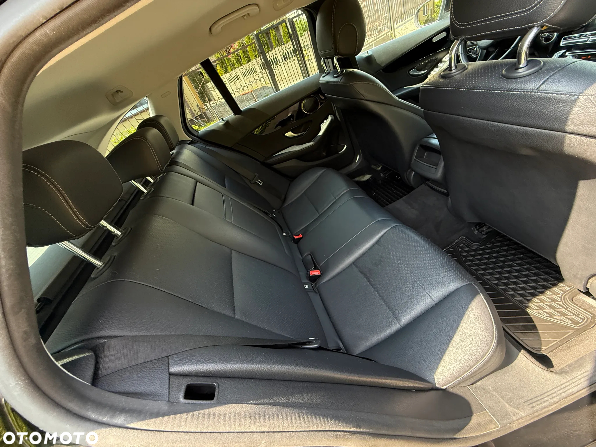 Mercedes-Benz Klasa C 200 9G-TRONIC - 35