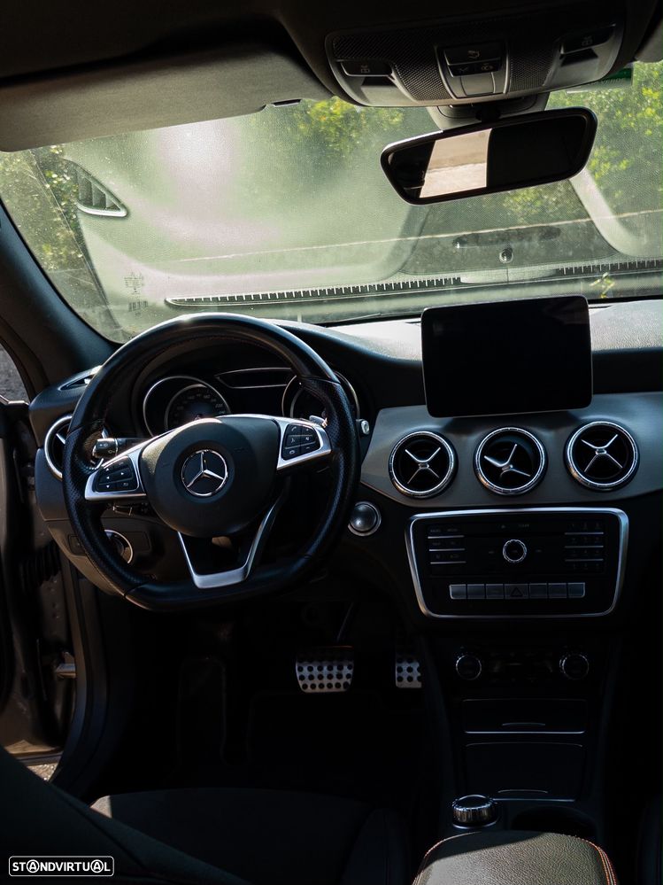 Mercedes-Benz CLA 200 d 4Matic 7G-DCT AMG Line - 18