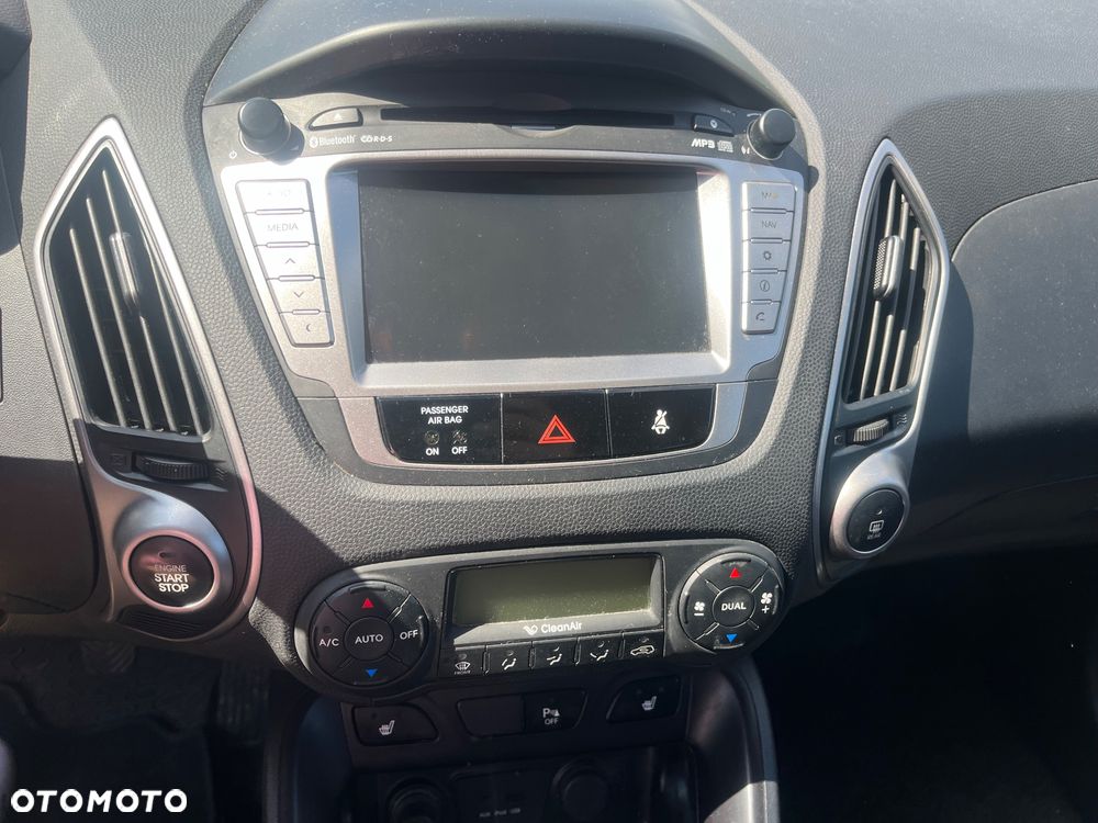 Hyundai ix35 1.6 2WD Fifa World Cup Edition - 5