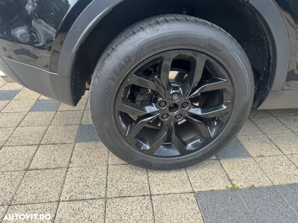 Land Rover Discovery Sport - 22