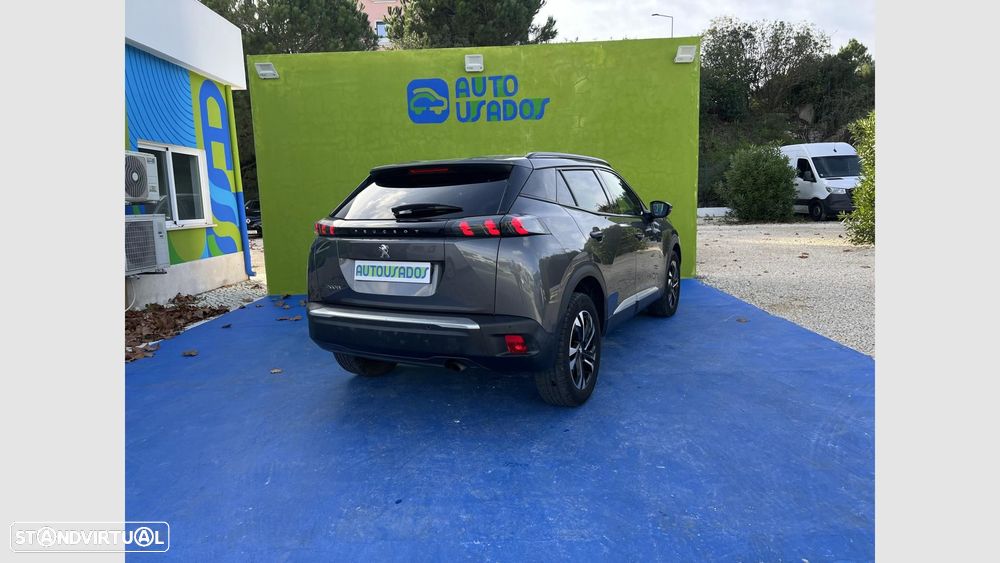 Peugeot 2008 1.2 PureTech Allure - 3