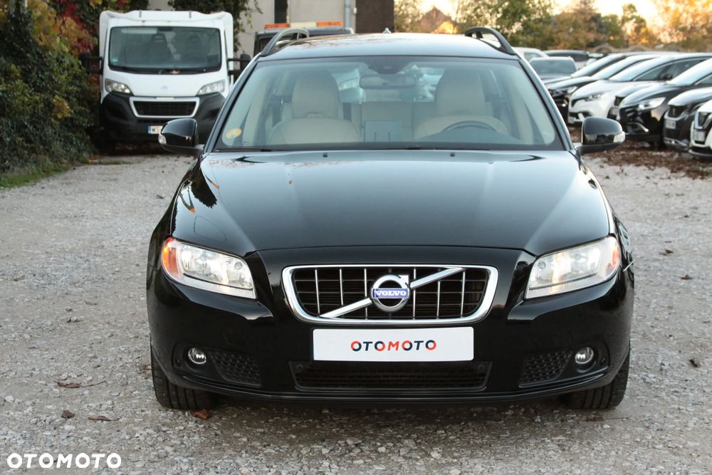 Volvo V70 2.0D Momentum - 4