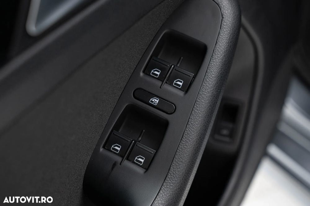 VOLKSWAGEN Jetta 2011 — imagine 13
