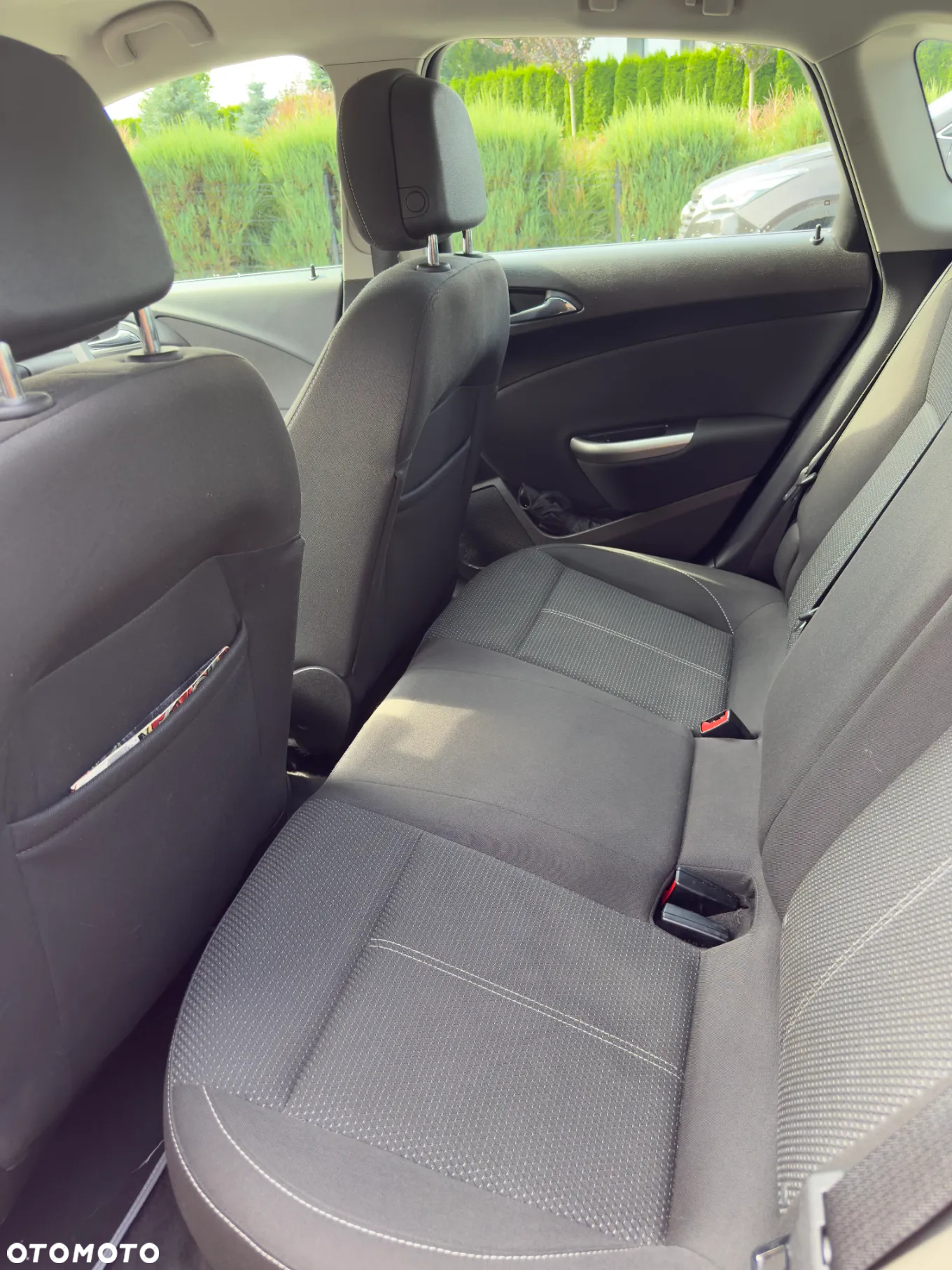 Opel Astra 1.4 Turbo Edition - 8