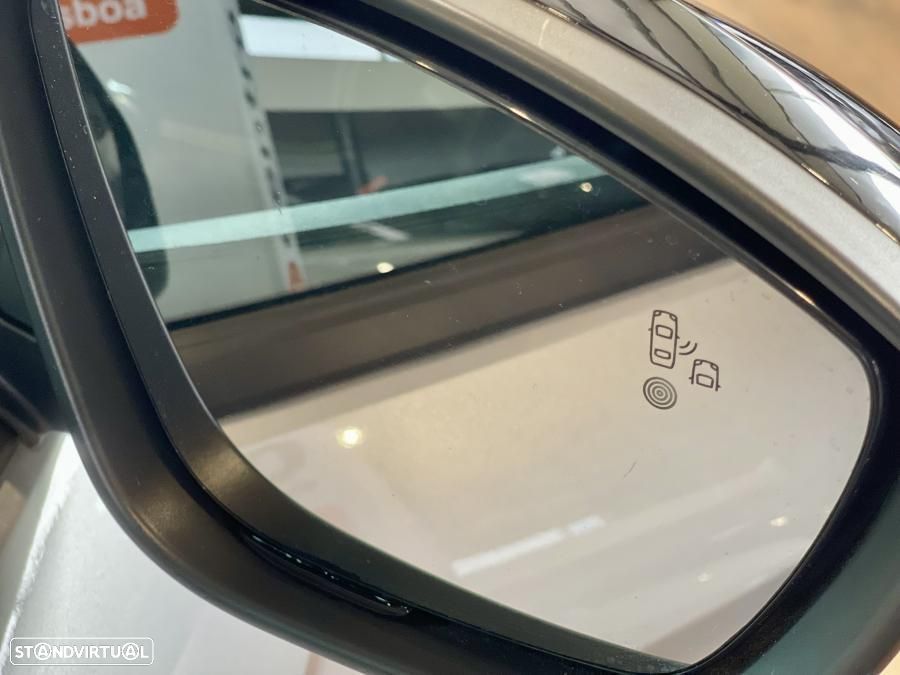 Opel Corsa 1.2 T GS - 22