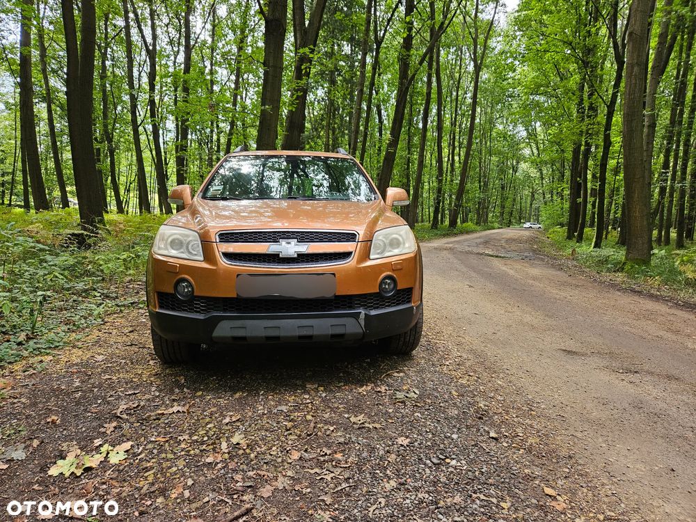 Chevrolet Captiva 2.0 d LT high - 3