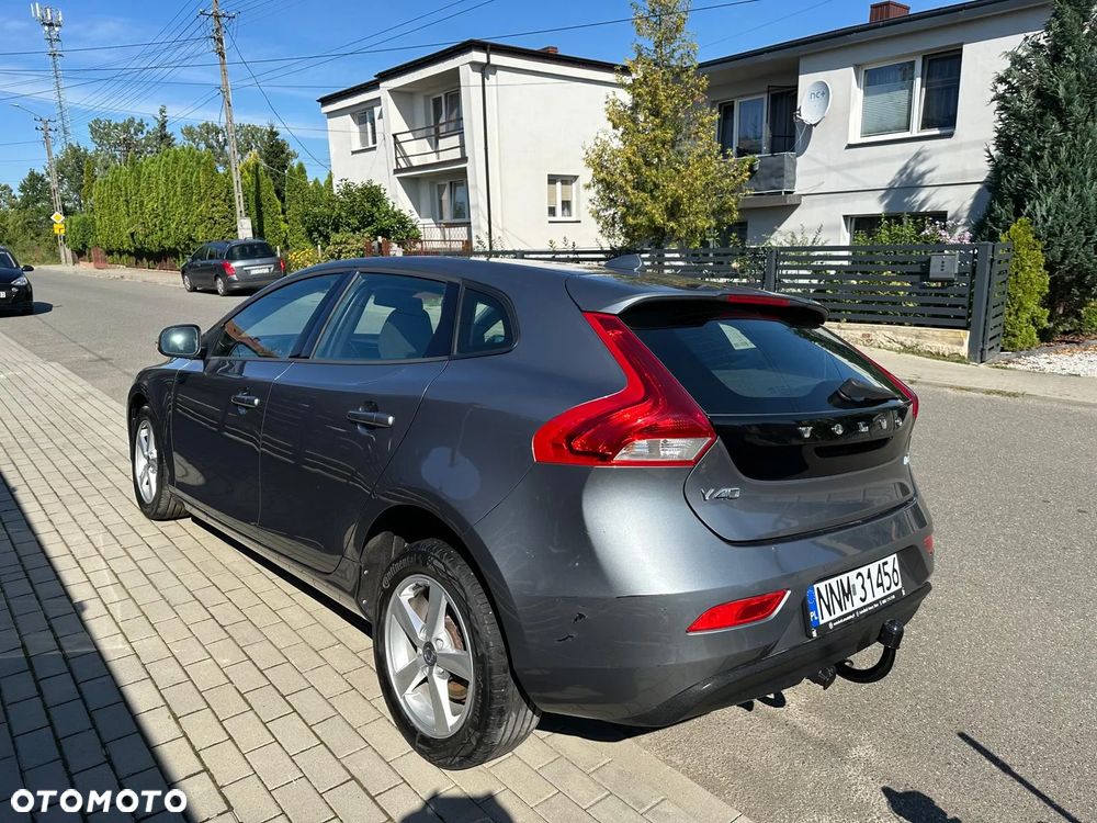 Volvo V40 D2 Drive-E SCR Momentum - 2