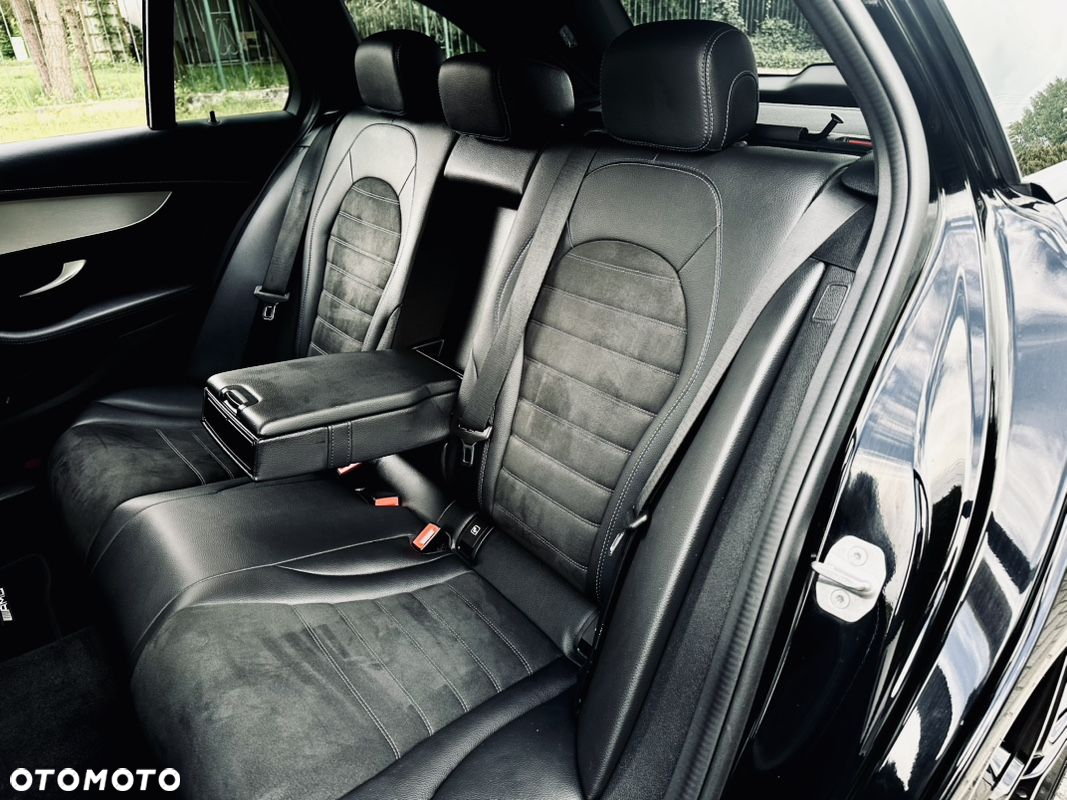 Mercedes-Benz Klasa C 220 d T 9G-TRONIC AMG Line - 30