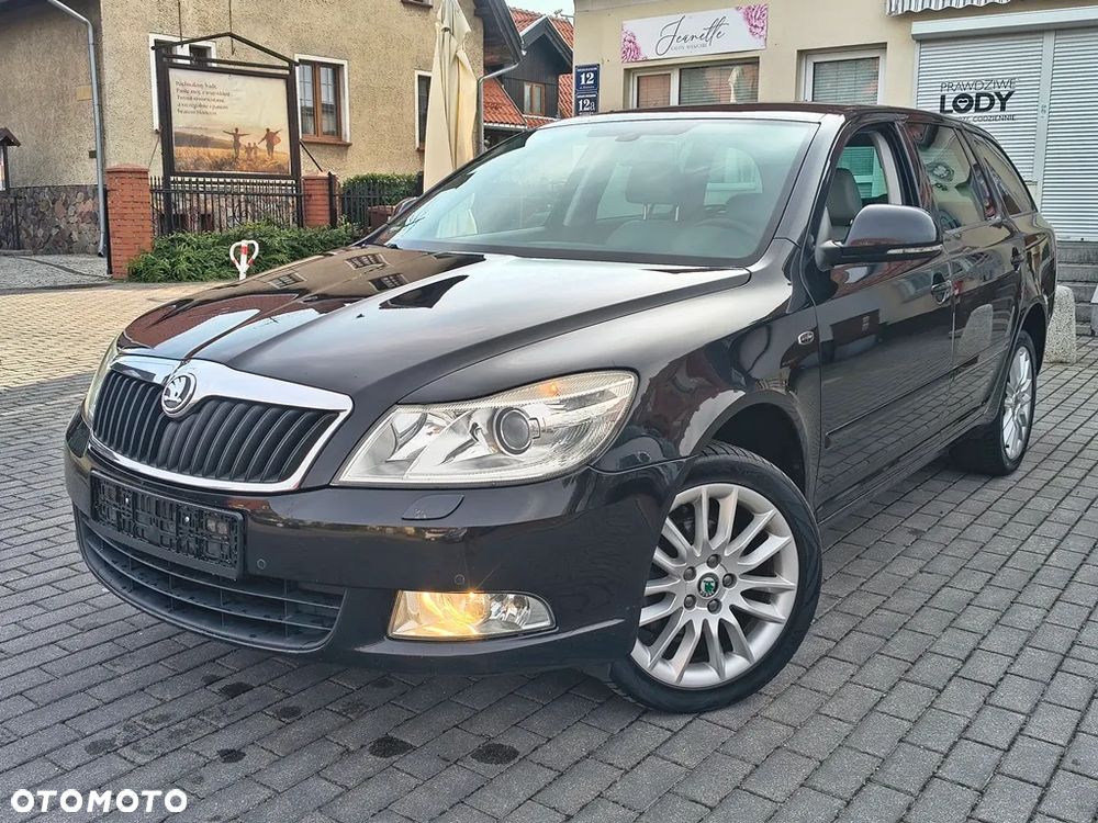 Skoda Octavia 2.0 TDI DPF DSG Laurin & Klement - 2