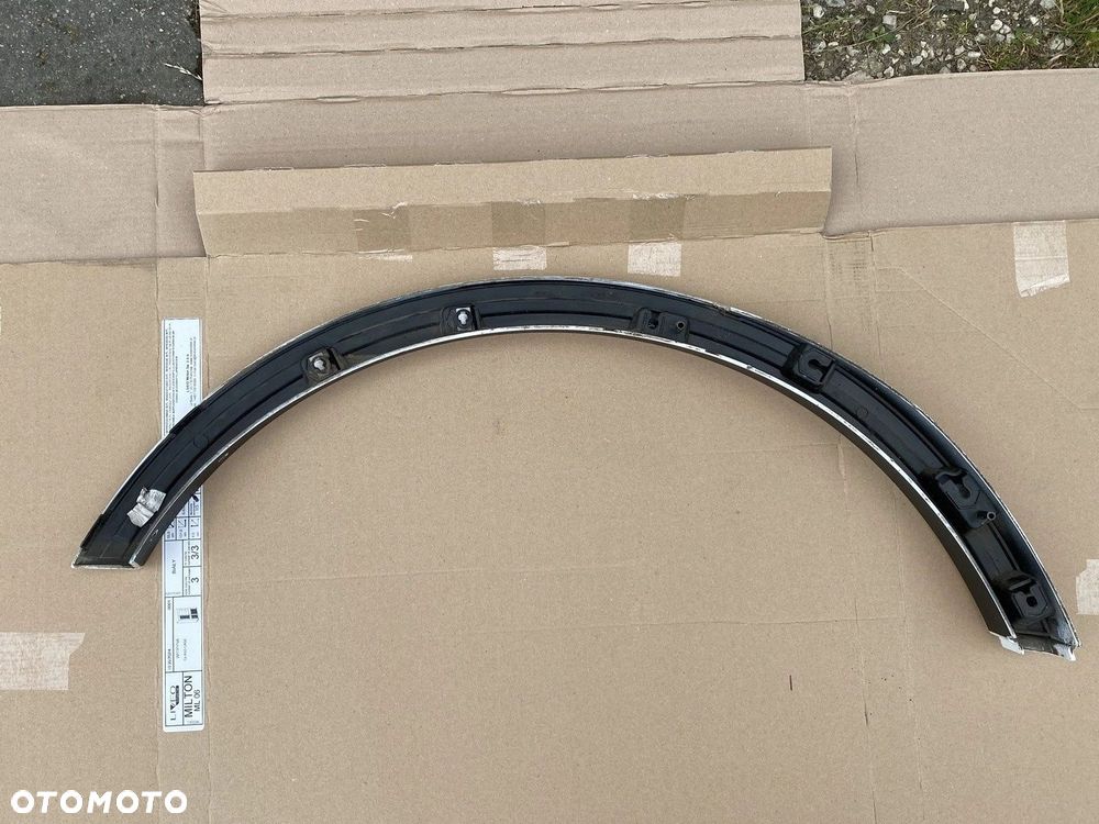 LISTWA LEWA NA TYLNY BŁOTNIK FORD KUGA MK2 ESCAPE MK2 ST LINE CV4J-S286D03-ABW - 2