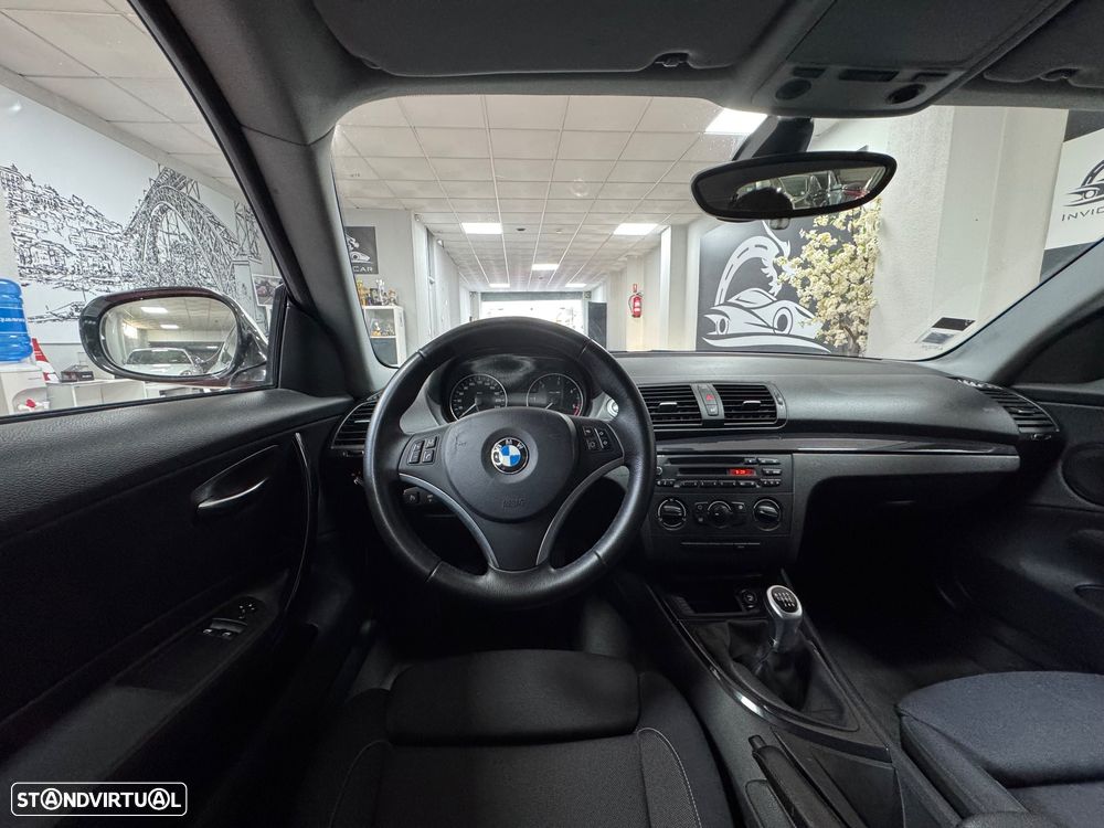 BMW 116 d Sport Line - 18