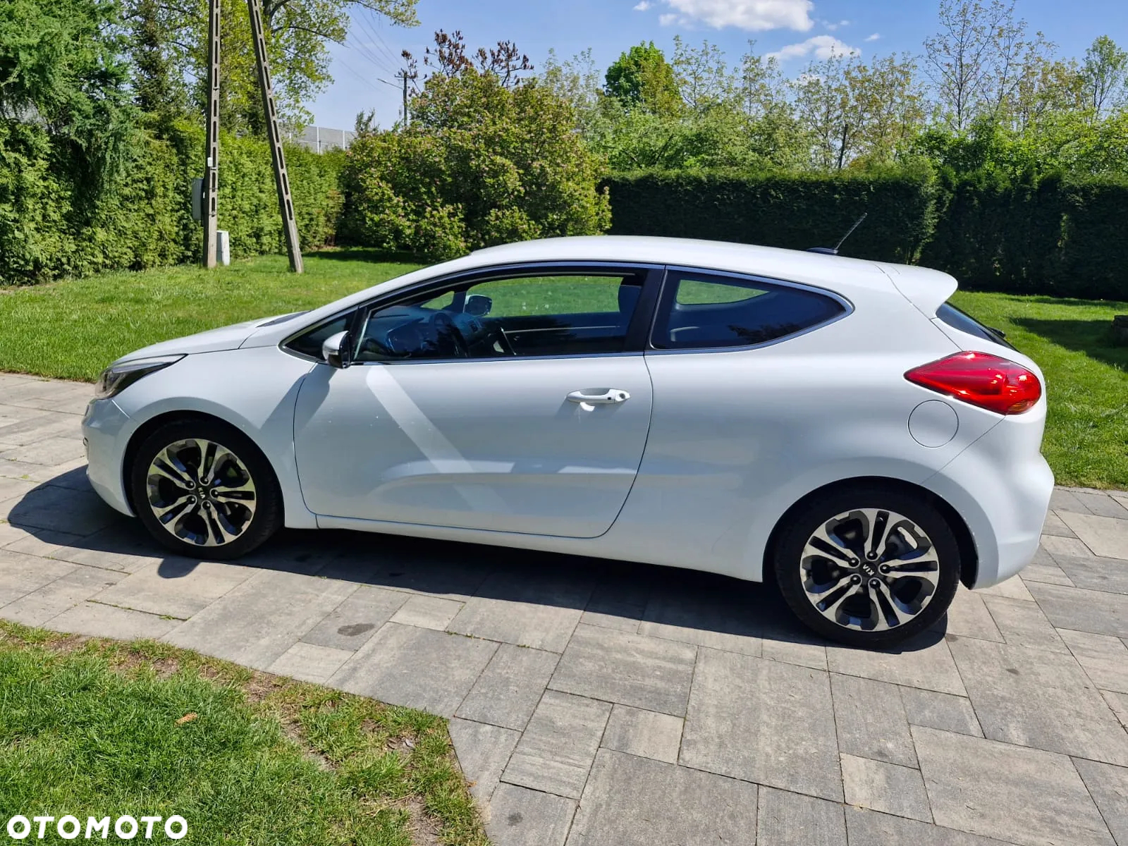 Kia Ceed 1.6 GDI Dream Team Edition - 3
