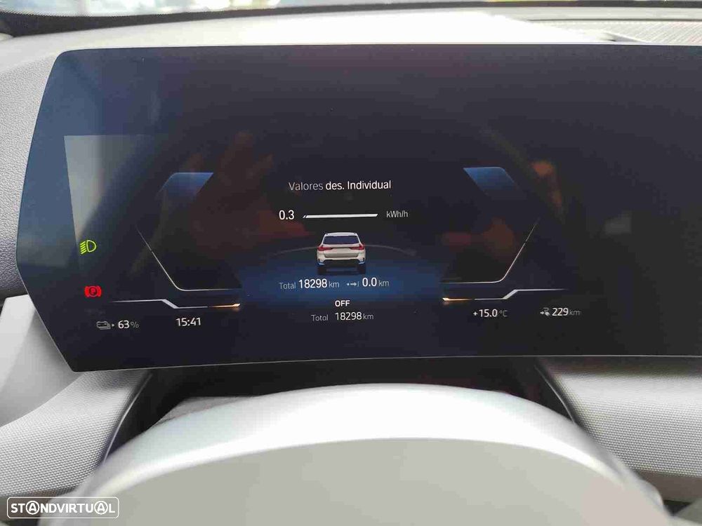 BMW iX1 xDrive30 - 10