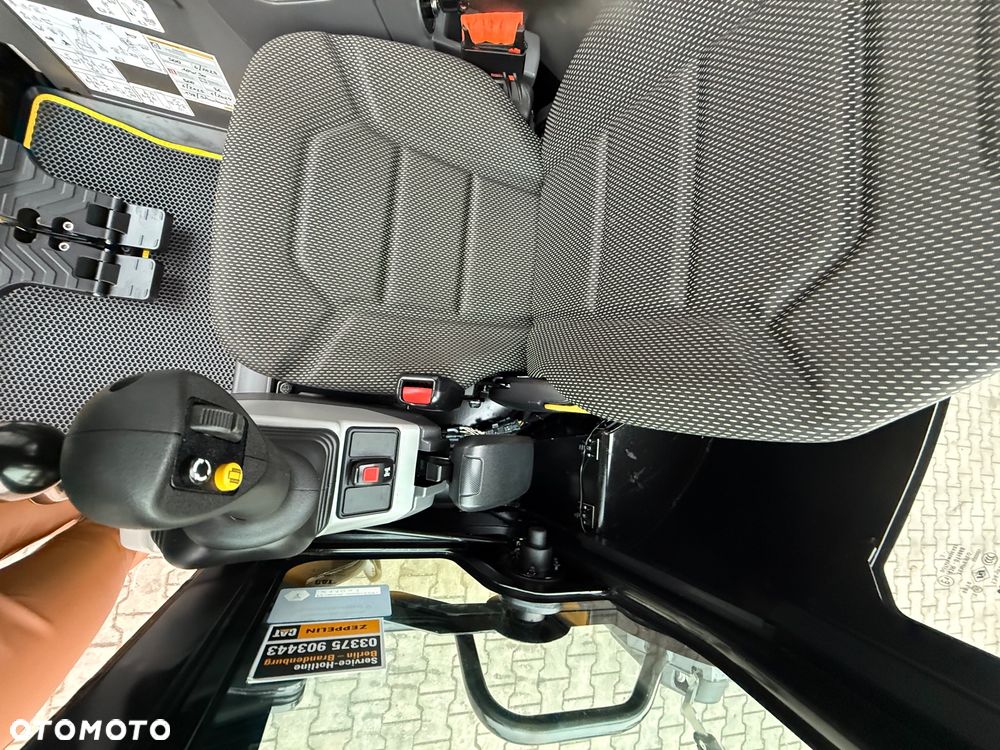 Caterpillar MINIKOPARKA CAT CATERPILLAR 301.8 CR 301 302 2024R. 340mtg - 15