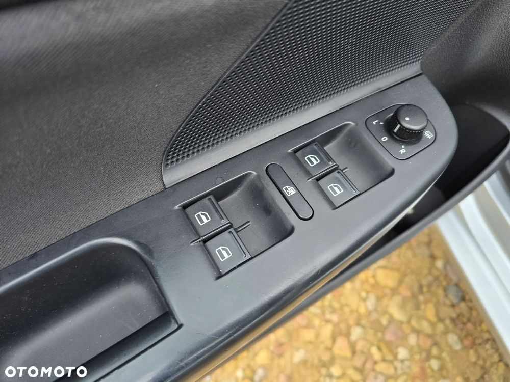 Volkswagen Jetta 1.4 TSI Comfortline - 23