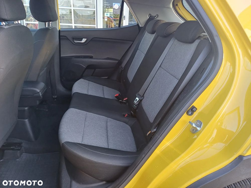 Kia Stonic 1.2 L - 11