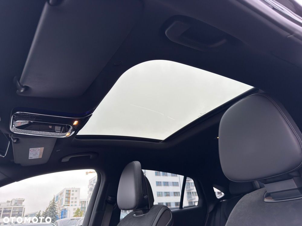 Mercedes-Benz GLC - 23