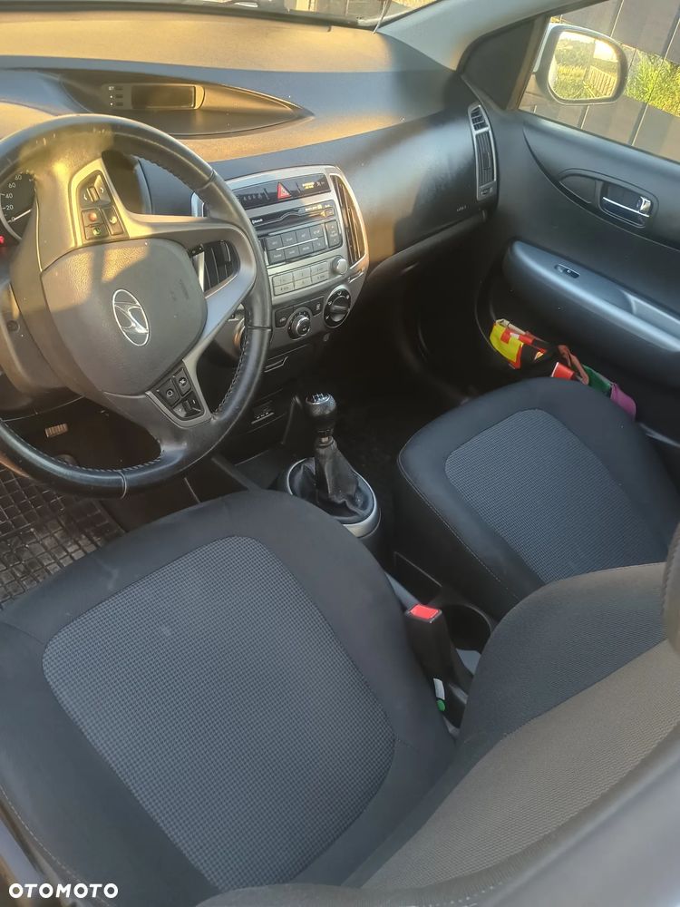 Hyundai i20 - 9