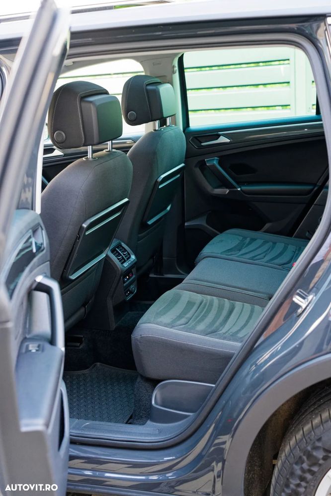 Volkswagen Tiguan - 10