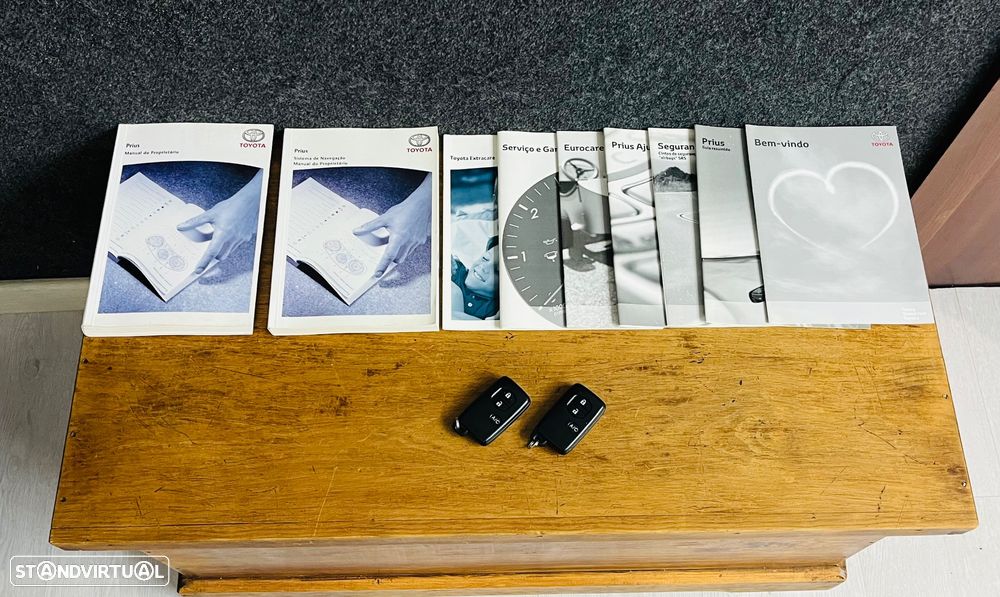 Toyota Prius 1.8 Premium+Pele+GPS - 60