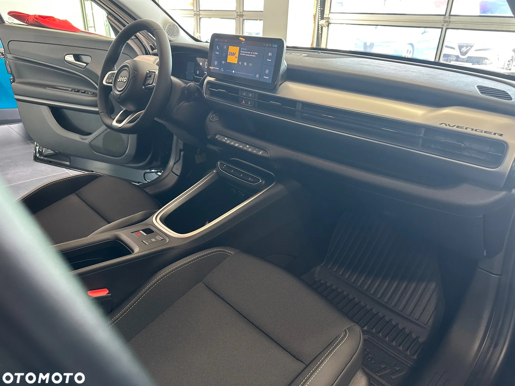 Jeep Avenger 54kWh Altitude - 15