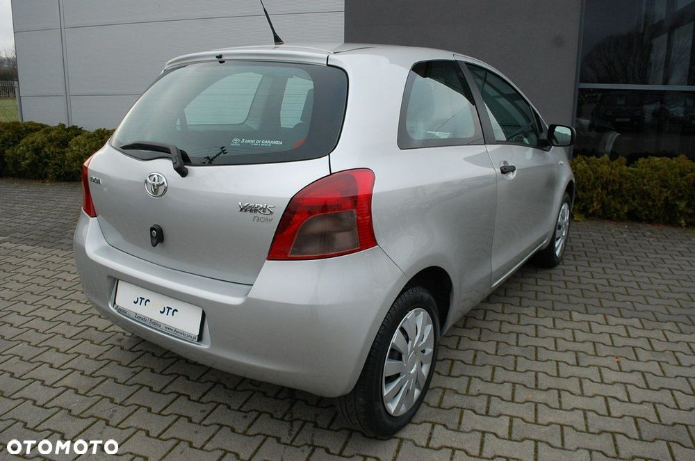 Toyota Yaris - 14