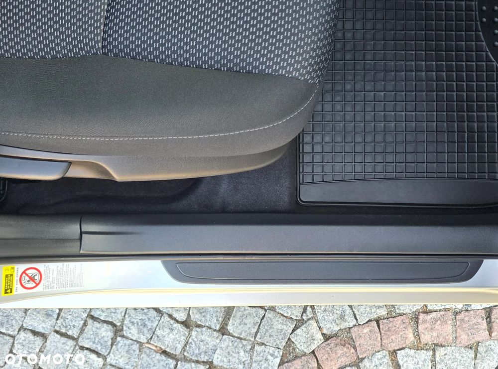 Toyota Auris 1.6 Prestige - 20