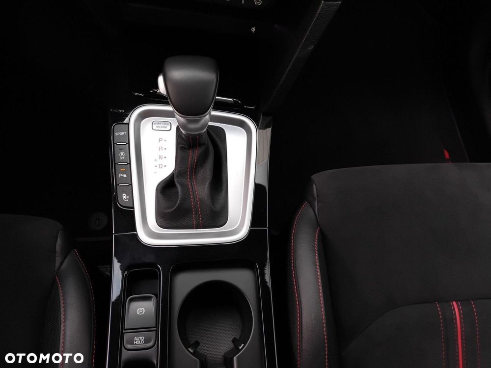 Kia ProCeed 1.6 T-GDI GT DCT - 23