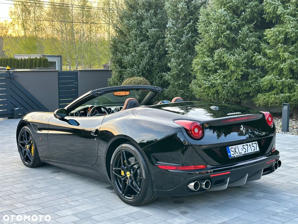 Ferrari California T - 24