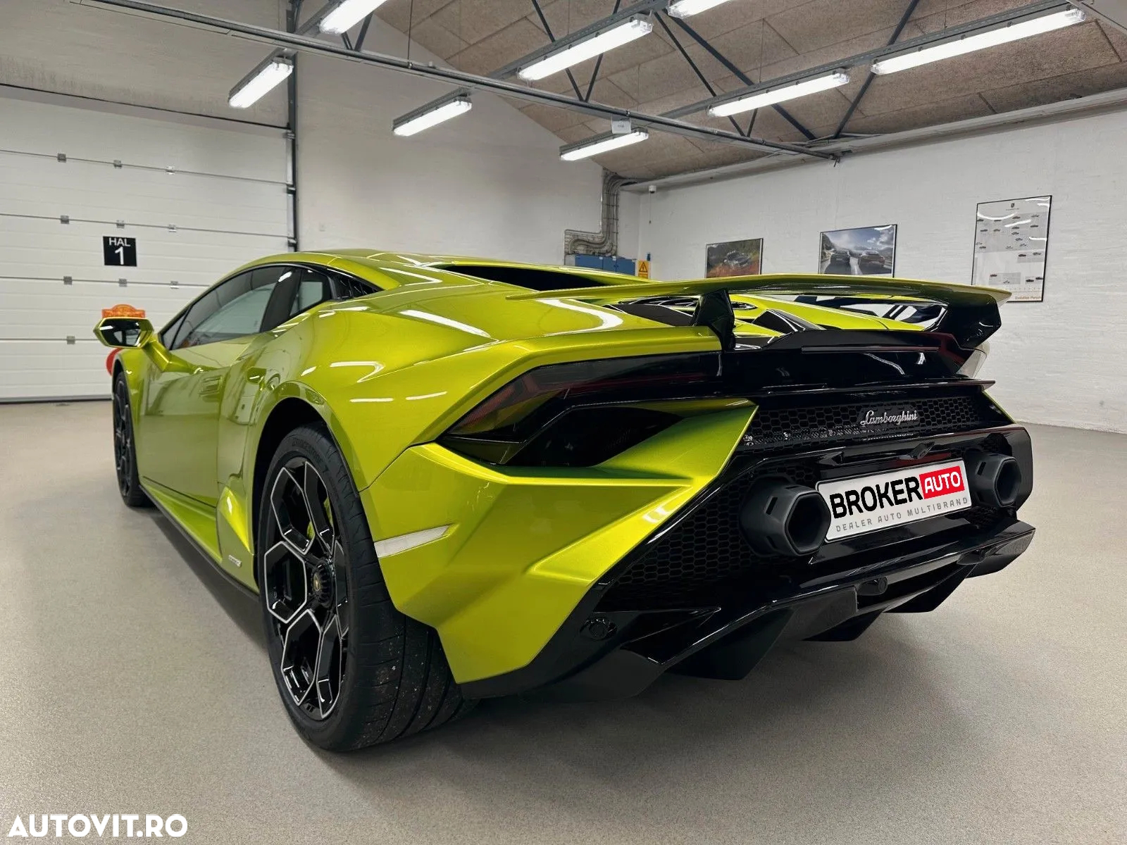Lamborghini Huracan - 5