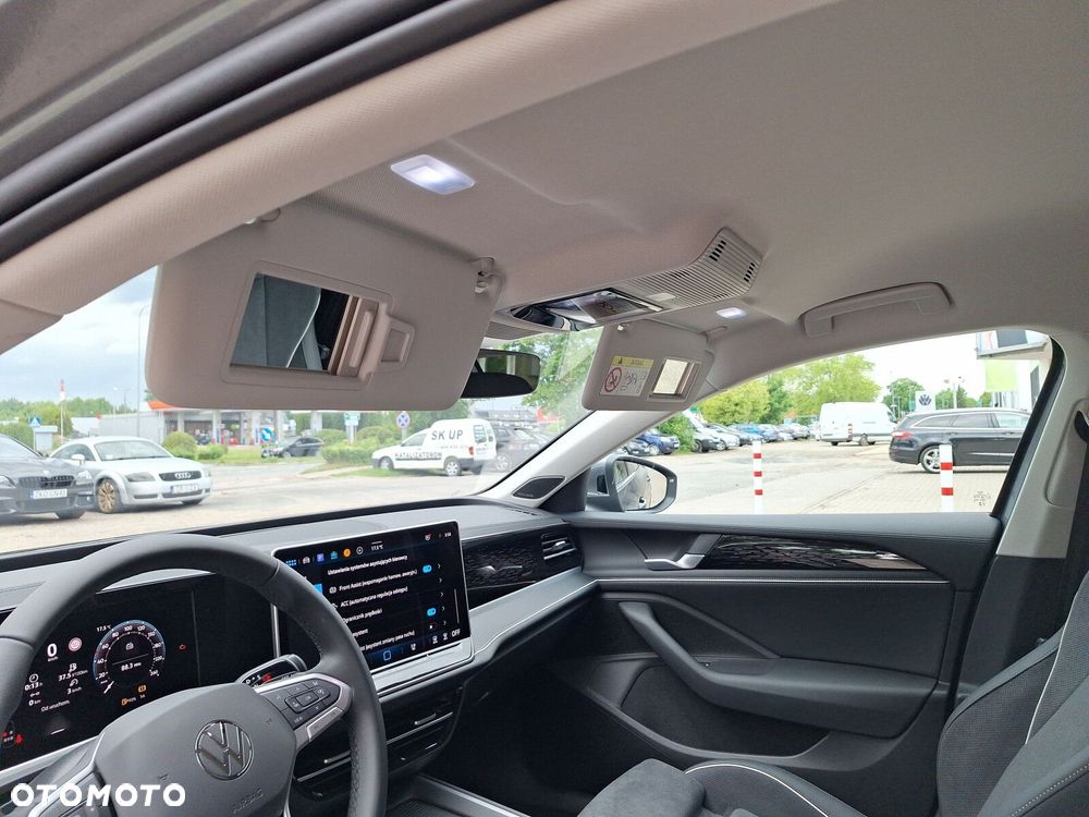 Volkswagen Passat - 28