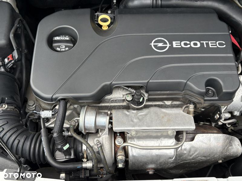 Opel Astra 1.4 Turbo Innovation - 21