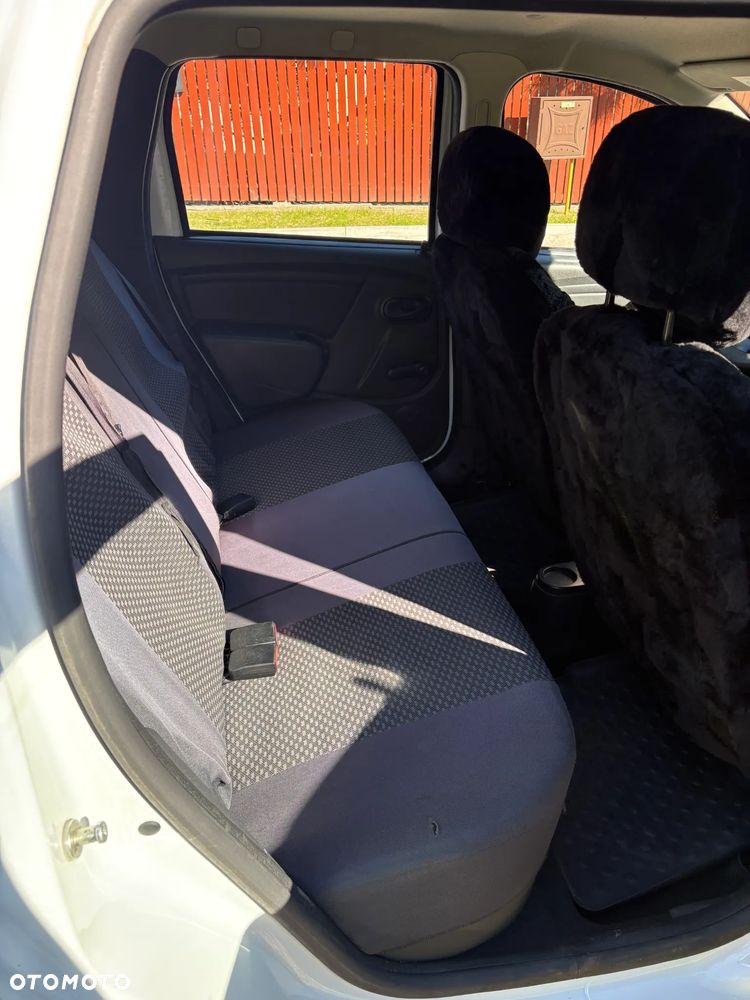 Dacia Duster 1.6 SCe Access S&S - 14