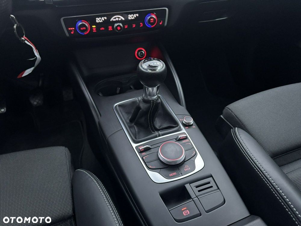 Audi A3 Sportback - 17