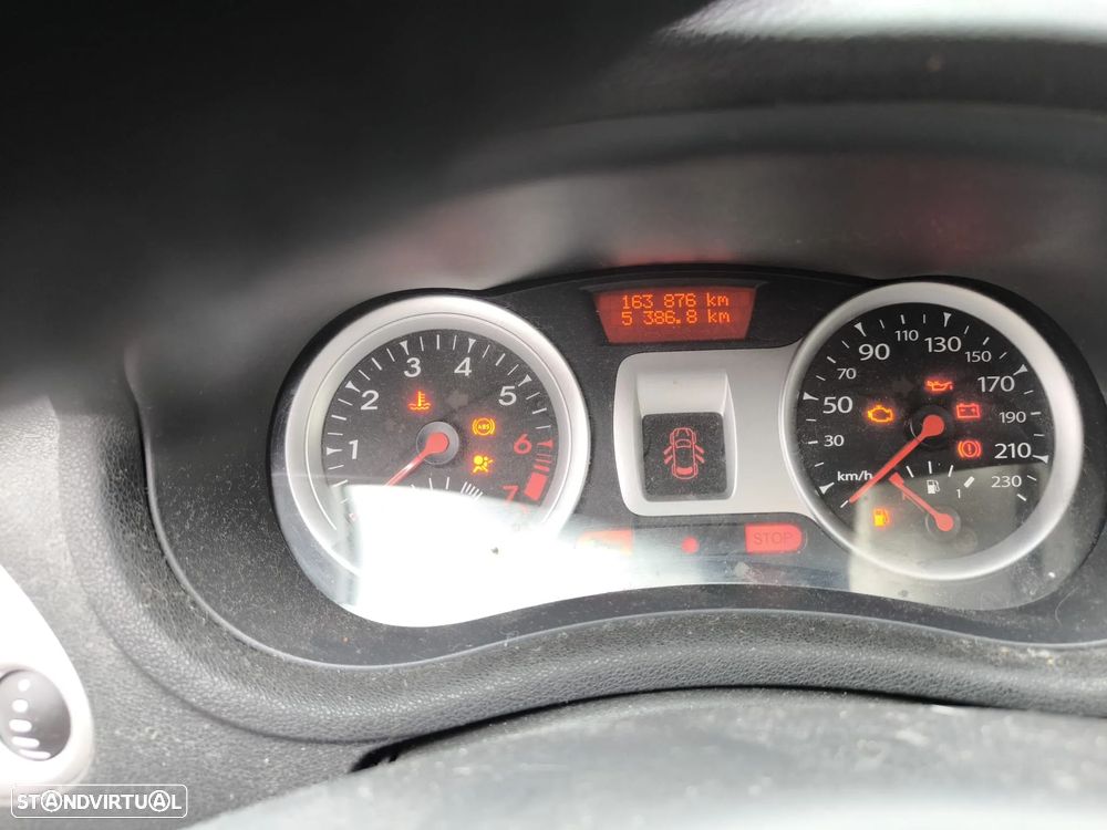 Renault Clio 1.2 16V Dynamique - 5