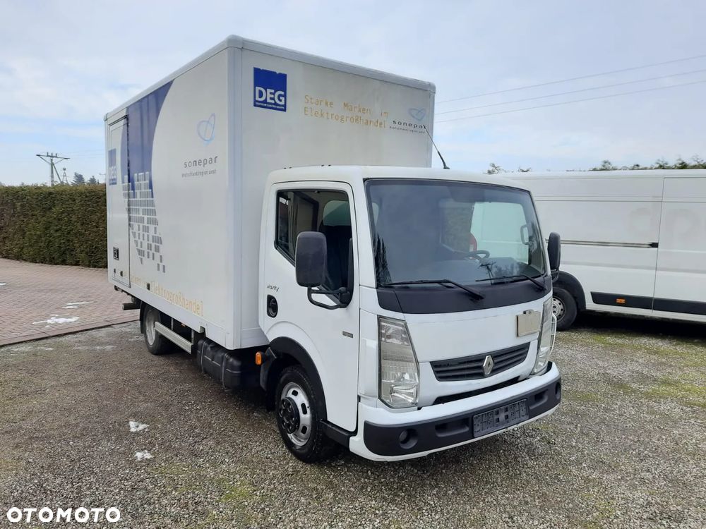 Renault Maxity 130 dxi - 2