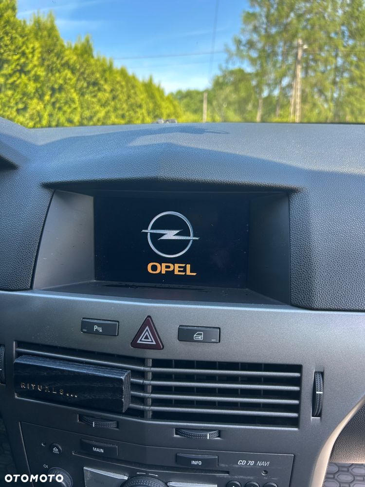 Opel Astra 1.8 Elegance - 28