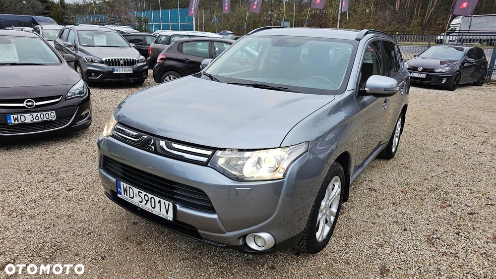 Mitsubishi Outlander 2.2 DID Intense + - 1