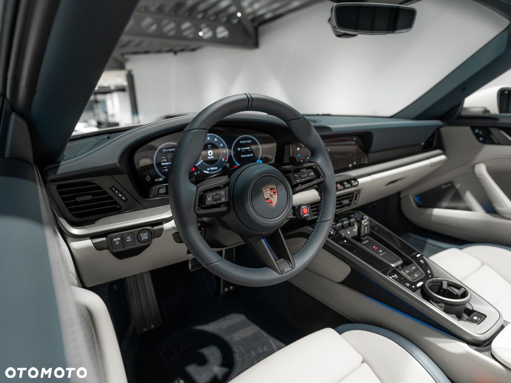 Porsche 911 Carrera S Cabrio - 18