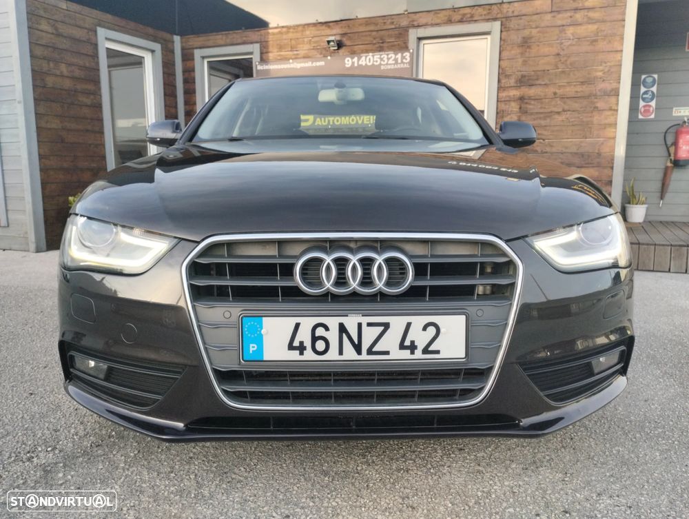Audi A4 2.0 TDI Business Line Sport - 2