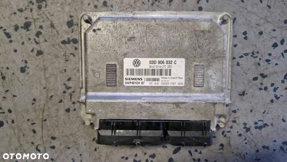VOLKSWAGEN POLO 9N 1.2 6V STEROWNIK SILNIKA  03D906032C - 1