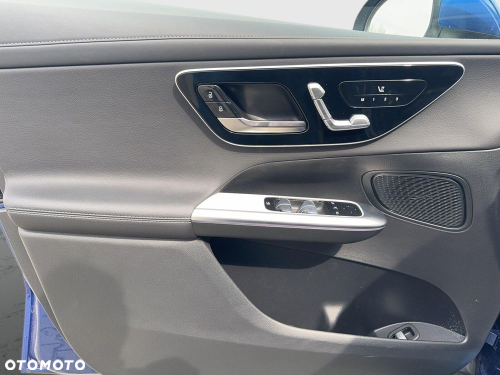 Mercedes-Benz GLC 220 d mHEV 4-Matic AMG Line - 17