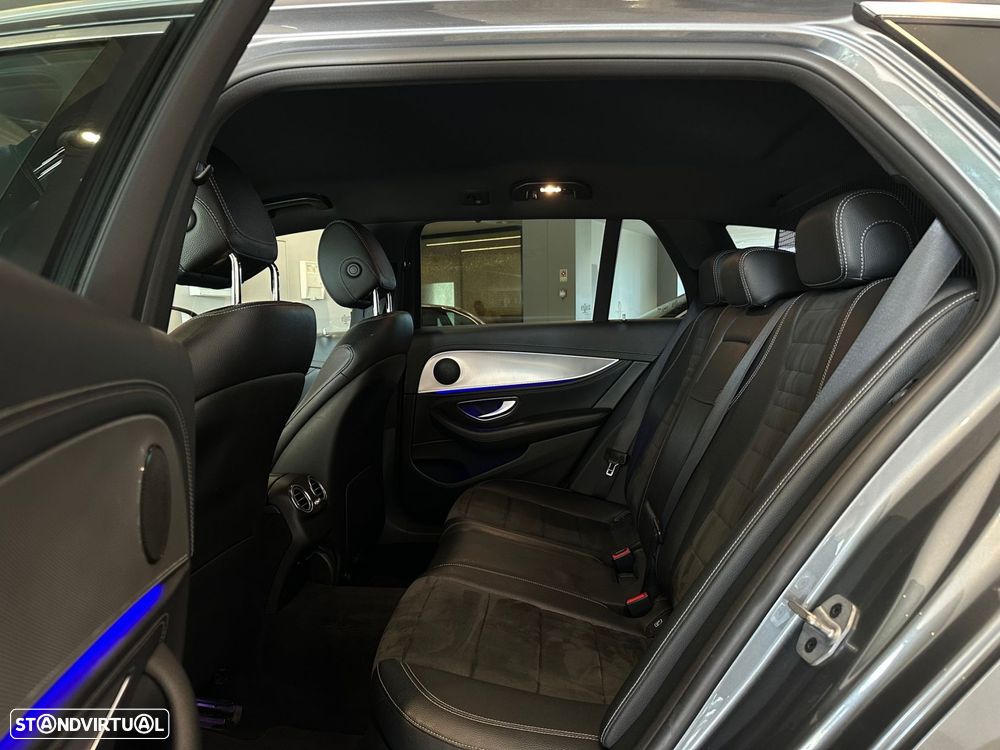 Mercedes-Benz E 220 d AMG Line - 35