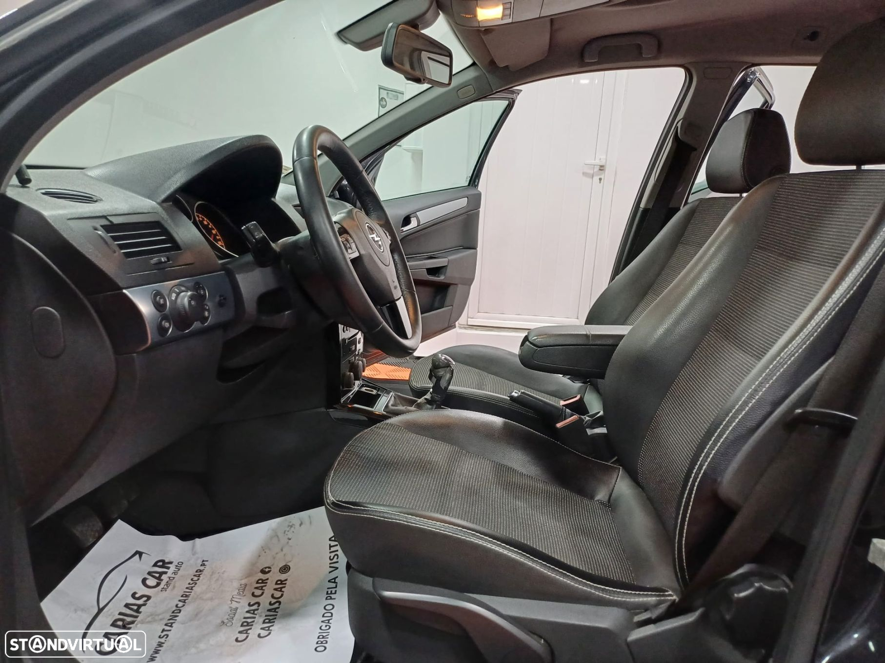 Opel Astra Sports Tourer - 10