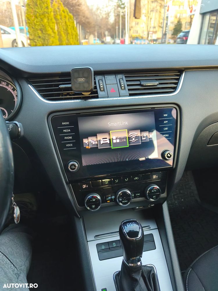 Skoda Octavia 1.6 TDI DSG Style - 9