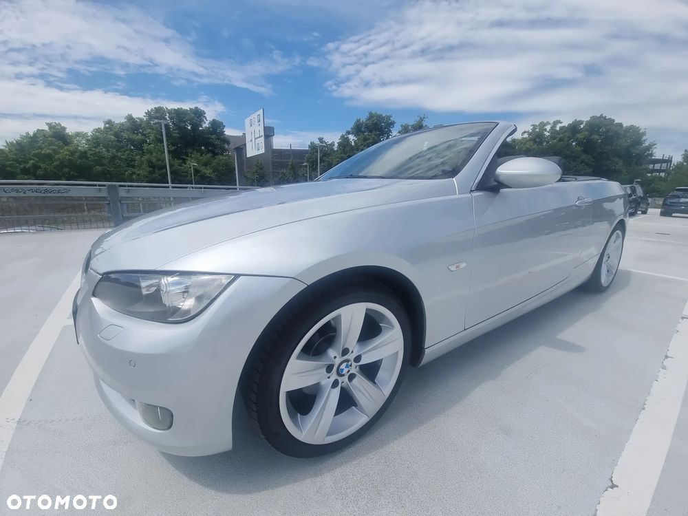 BMW Seria 3 320i - 8