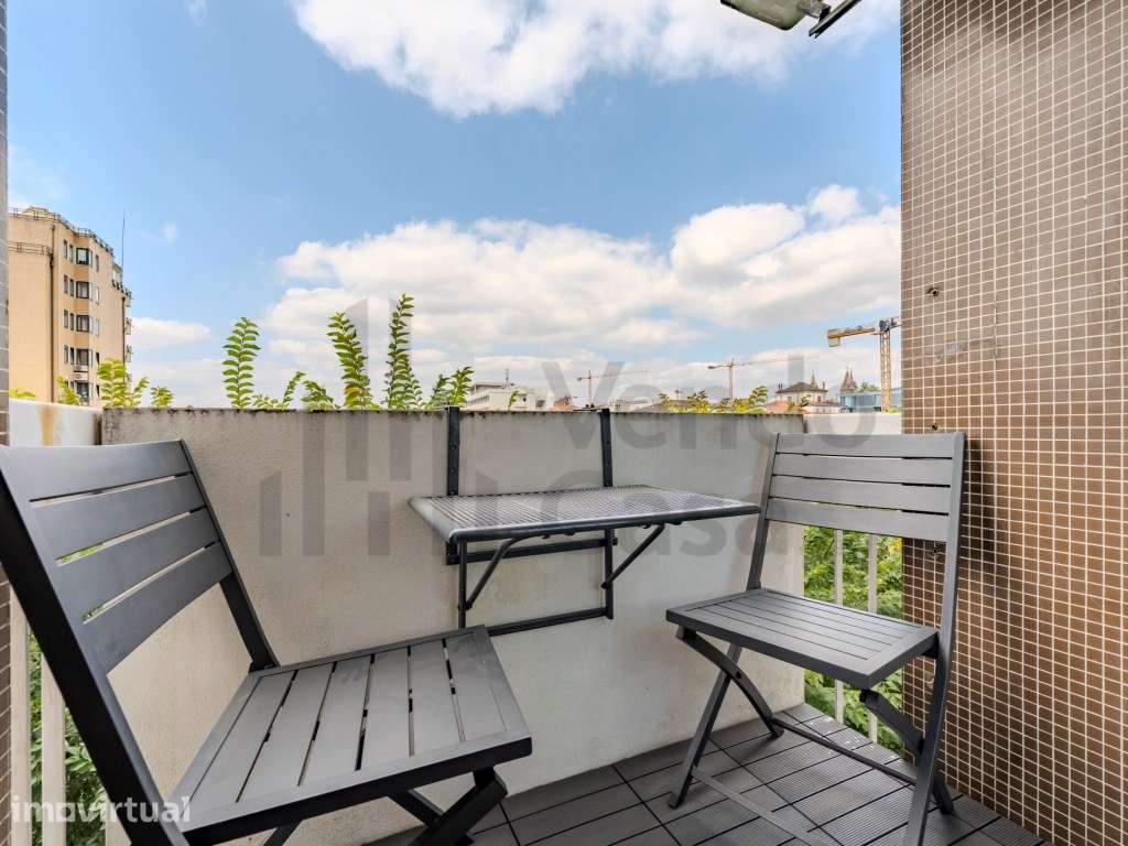 Vende-se T1 - Av. Liberdade - Braga - Grande imagem: 4/17